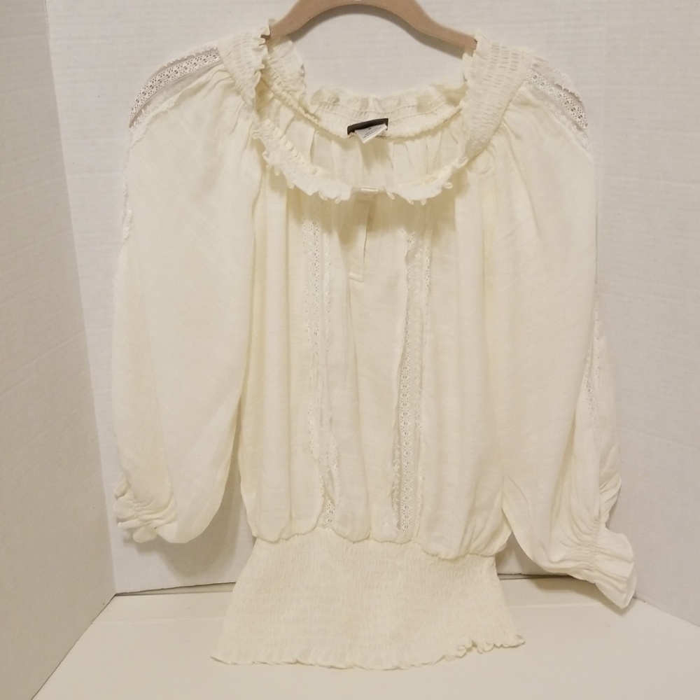 NWOT Off the Shoulder Blouse